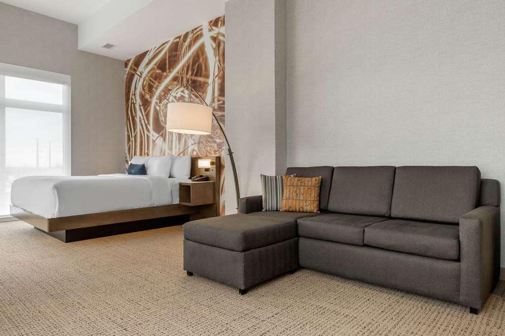 Cambria Hotel West Orange Room photo